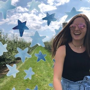 Meet your Posher, Alexis